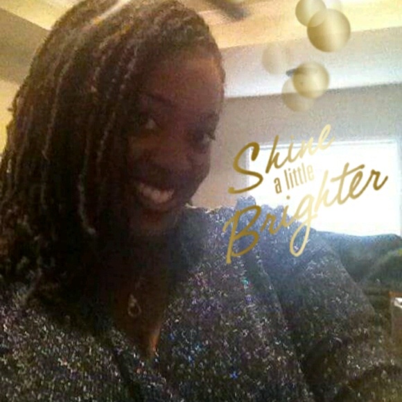 Meet your Posher, Kimberly - Picture 1 of 1